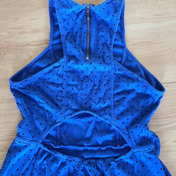 Blue dress with black polka dots - Picture 3 of 3